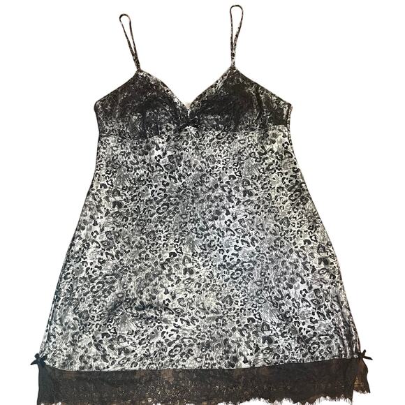 Ambrielle  Gray and Black Cheetah Satin Slip Dress Size XL - Picture 3 of 7